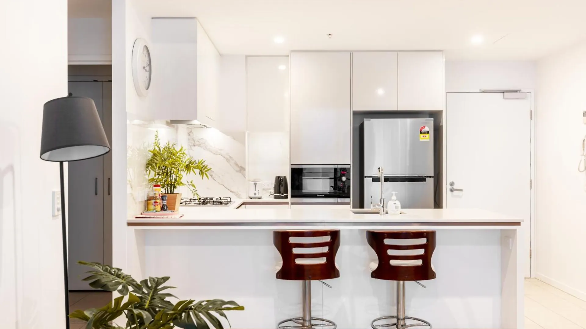 South Bank Beautiful River View Tower Brisbane Apartment