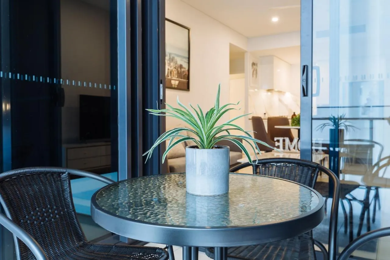 South Bank Beautiful River View Tower Brisbane Apartment