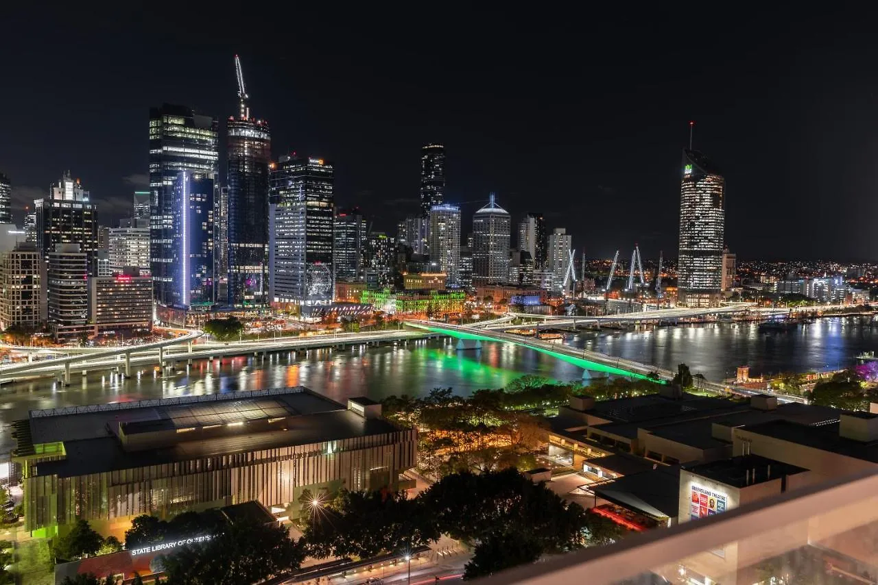 Апартаменты South Bank Beautiful River View Tower Брисбен Австралия